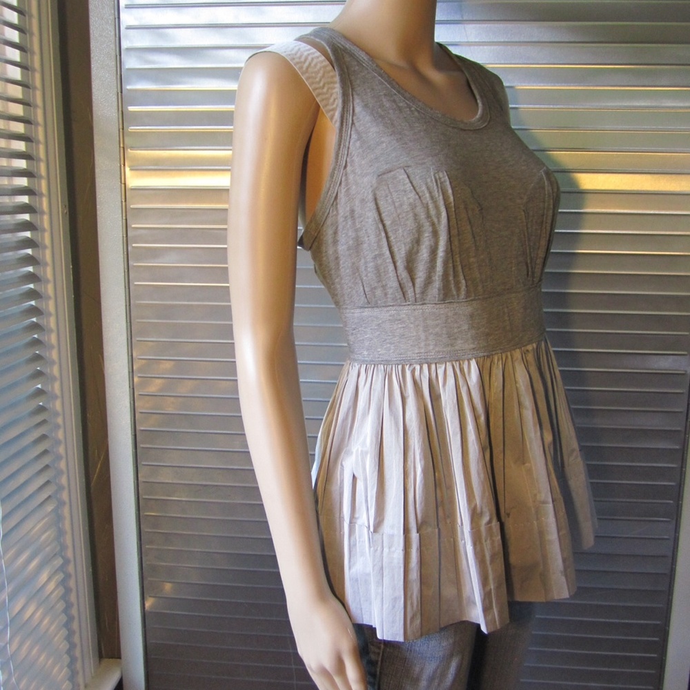 Authentic Louis Vuitton Tank Top Size 10/MED